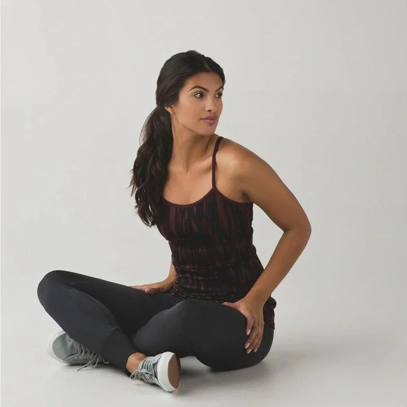 LULULEMON POWER Y TANK LUON PAINTED ANIMAL BORDEAUX DRAMA BLACK SIZE 6 - Picture 4 of 8